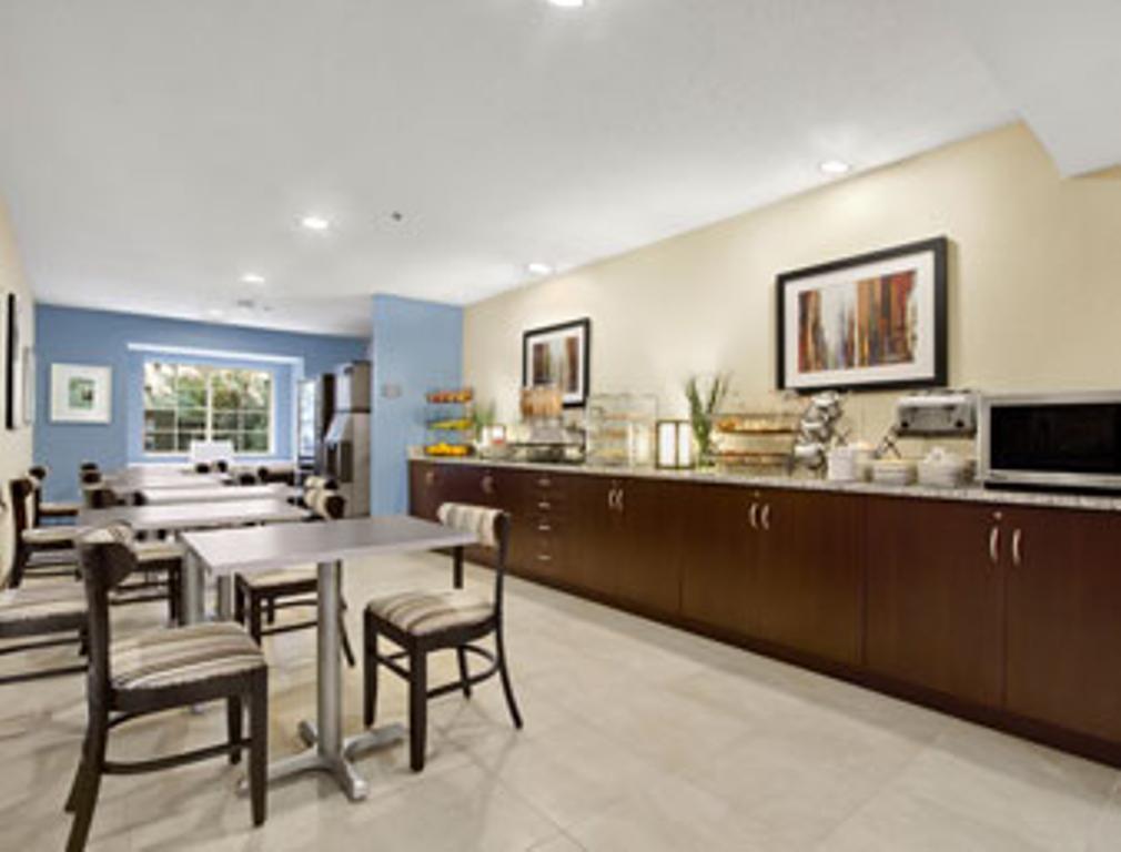 Microtel Inn & Suites - Greenville Restaurant photo