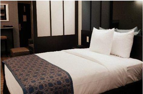 Microtel Inn & Suites - Greenville Room photo