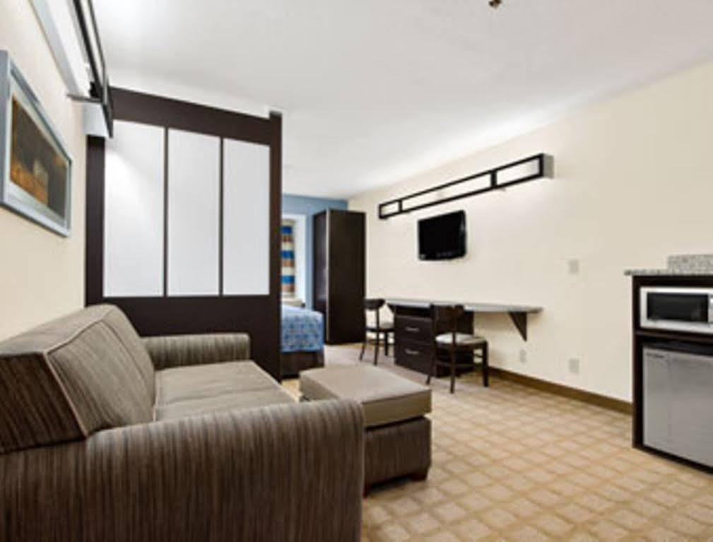 Microtel Inn & Suites - Greenville Exterior photo